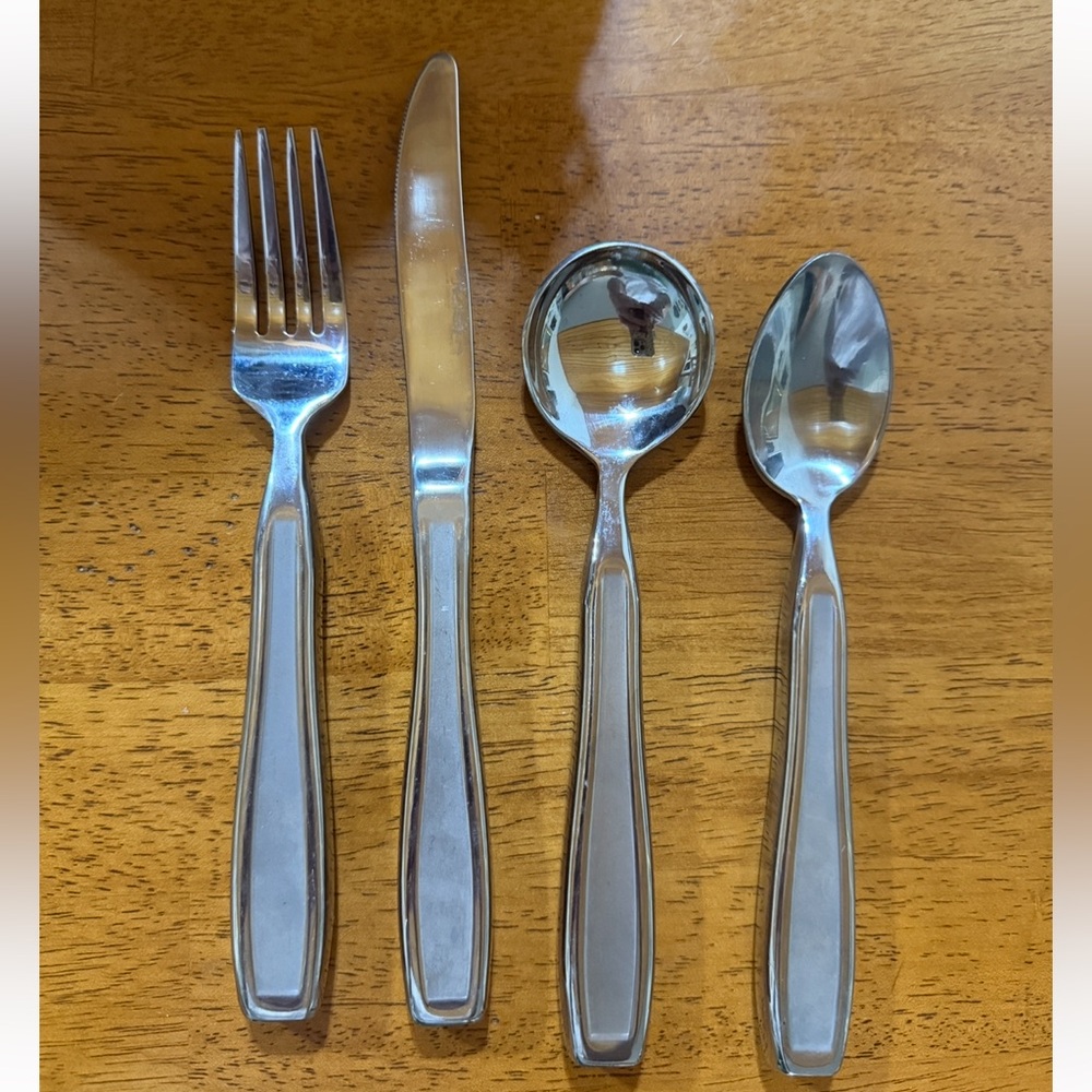 Weighted Adaptive Flatware for Tremors and Parkinson’s. 4 pc set.